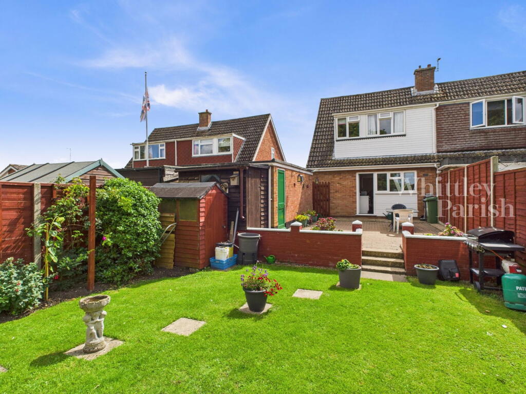 3-bed other on Hose Avenue, Roydon, Diss, £250,000