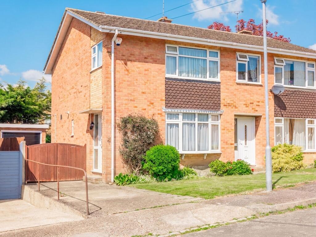 Main image of property: Ardley Way, Rayleigh, SS6