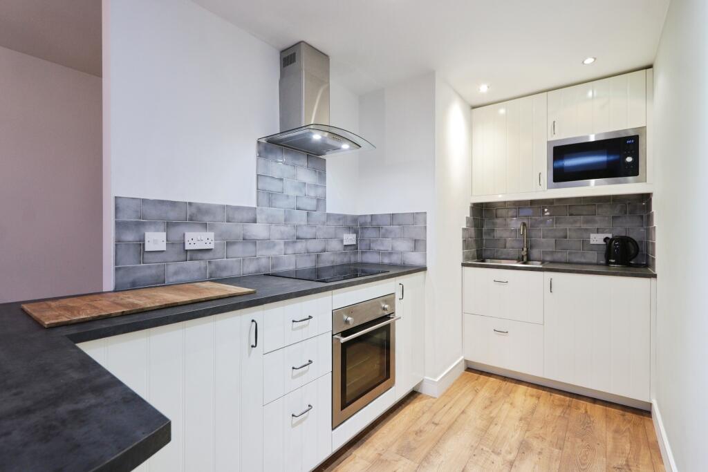 1-bed apartment on 69 Furnace Hill, Sheffield, S3, £120,000