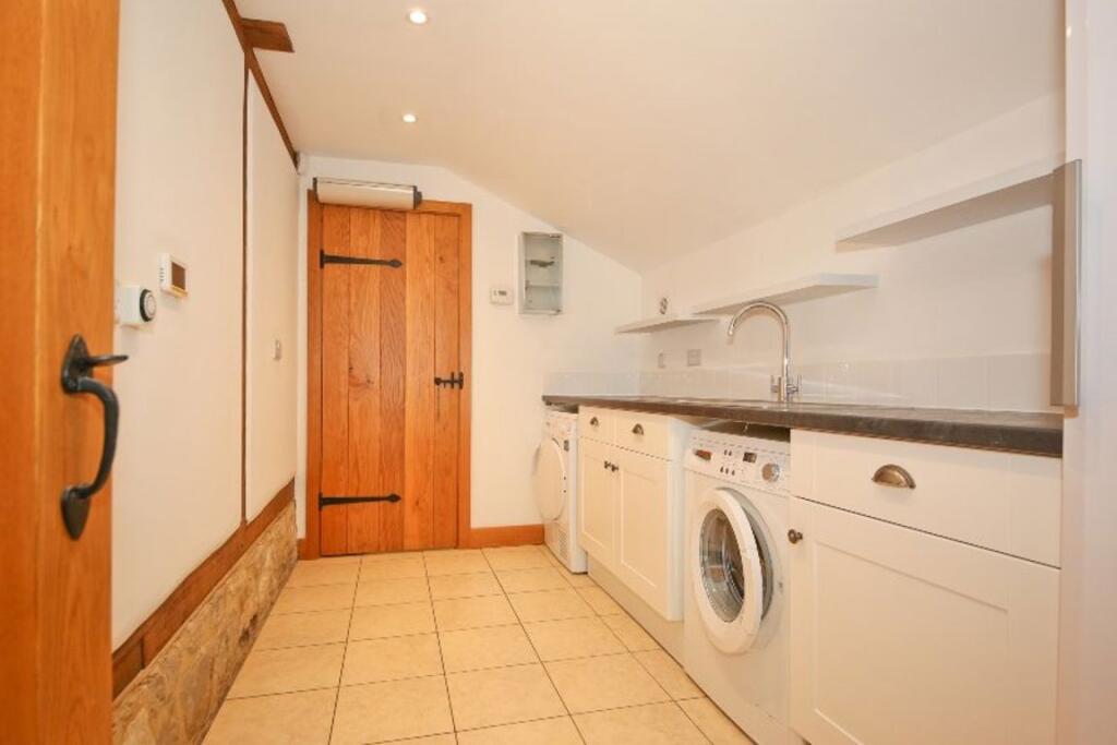 House in Tonbridge - View 5