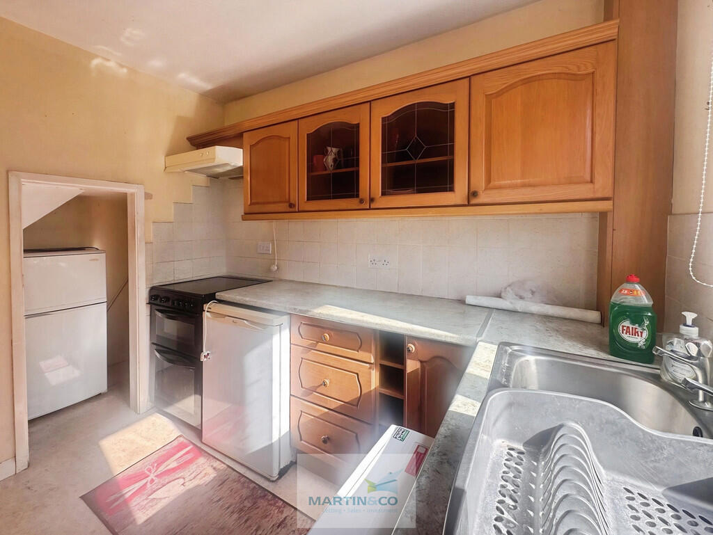 House in Welwyn Hatfield, Hertfordshire - View 5