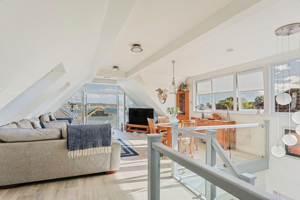 House in Poole - View 3