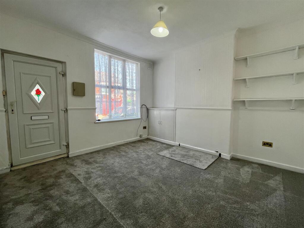 House in Wolverhampton - View 3