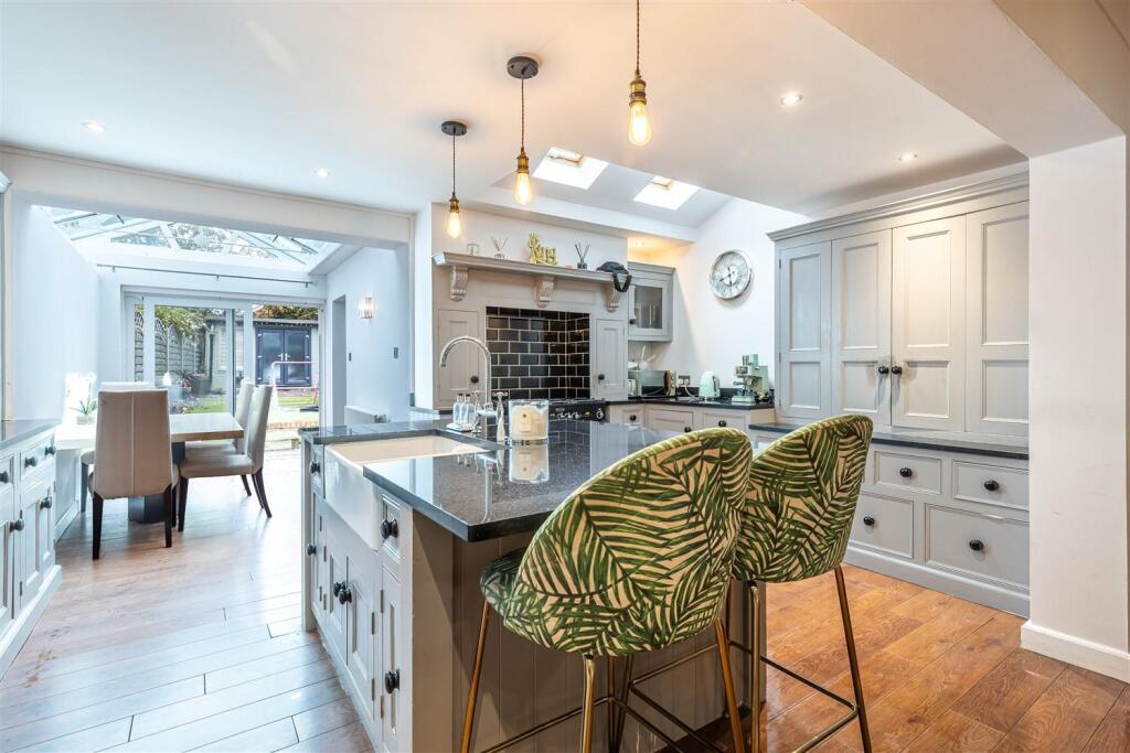 House in Chelmsford - View 2