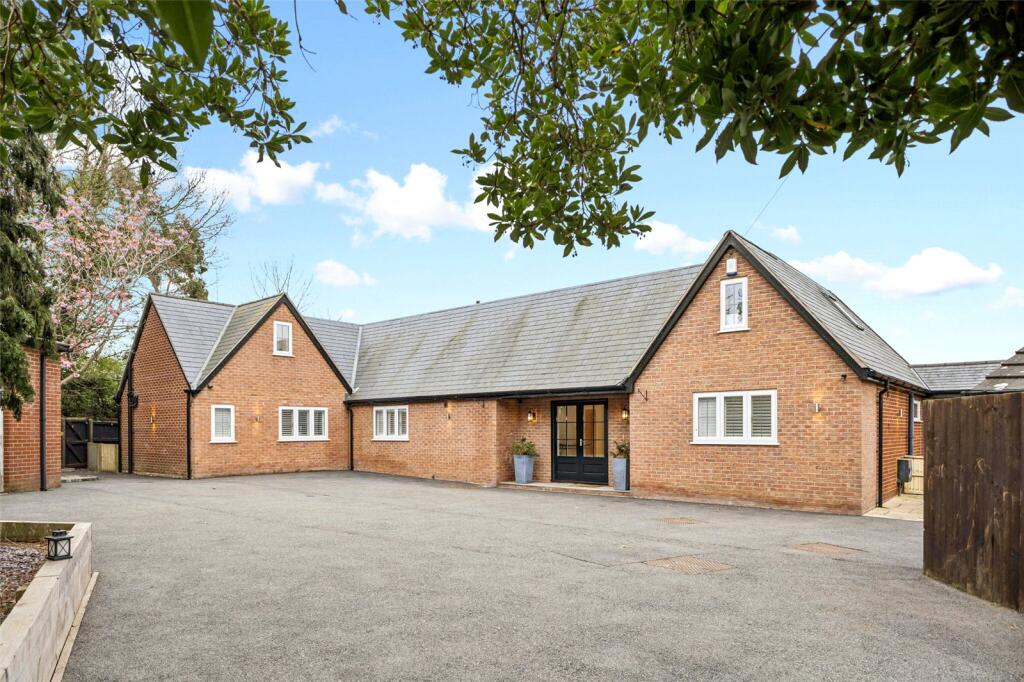 Main image of property: Church Lane, Farndon, Chester, Cheshire, CH3