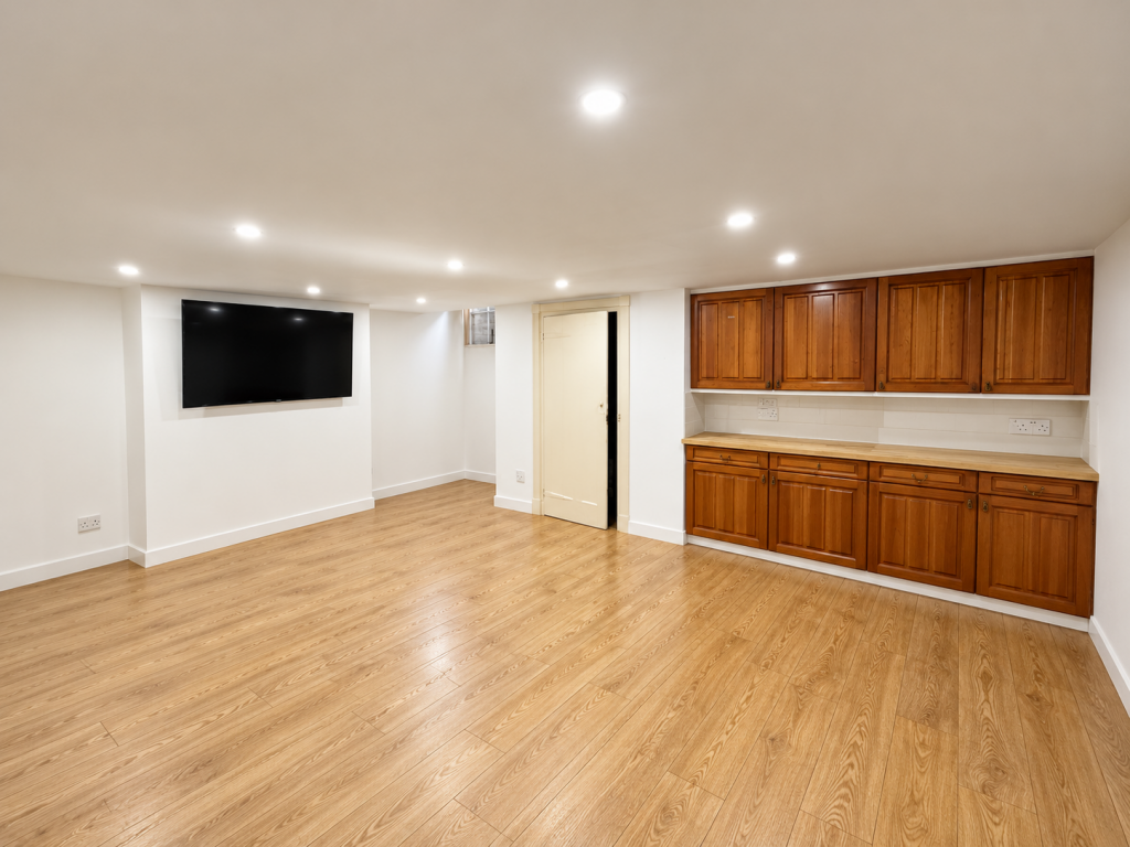 House in Canterbury - View 5