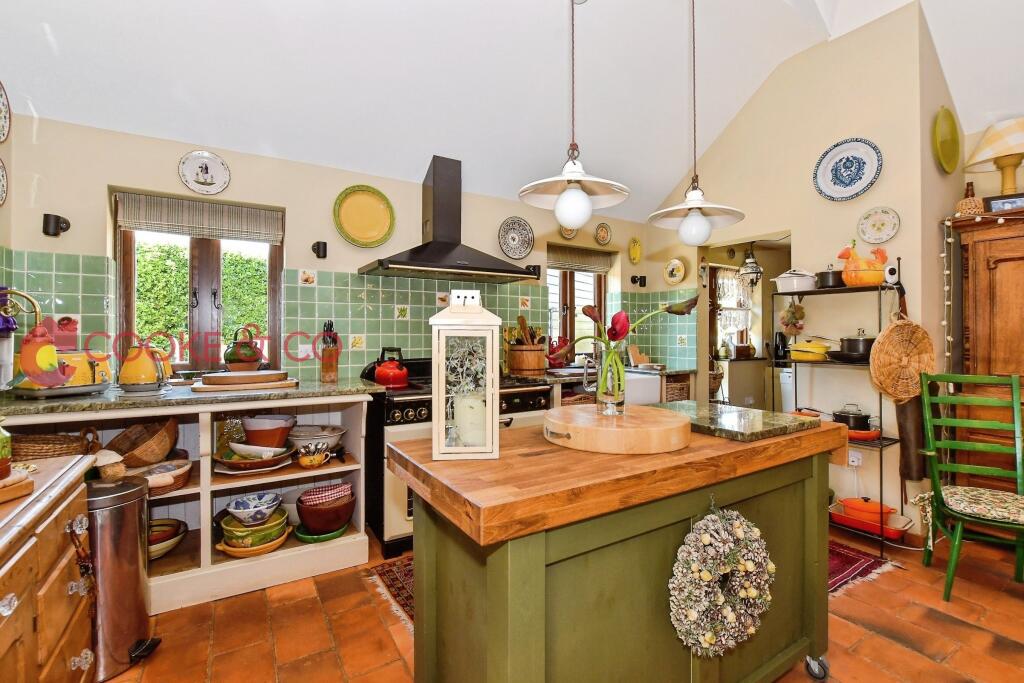 House in Thanet, Kingsgate, Broadstairs and St Peters - View 3