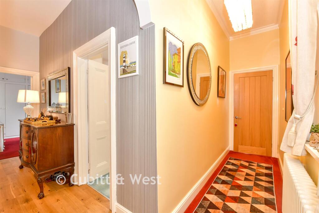 Apartment in Southsea - More