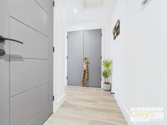 Flat One - Hallwa...