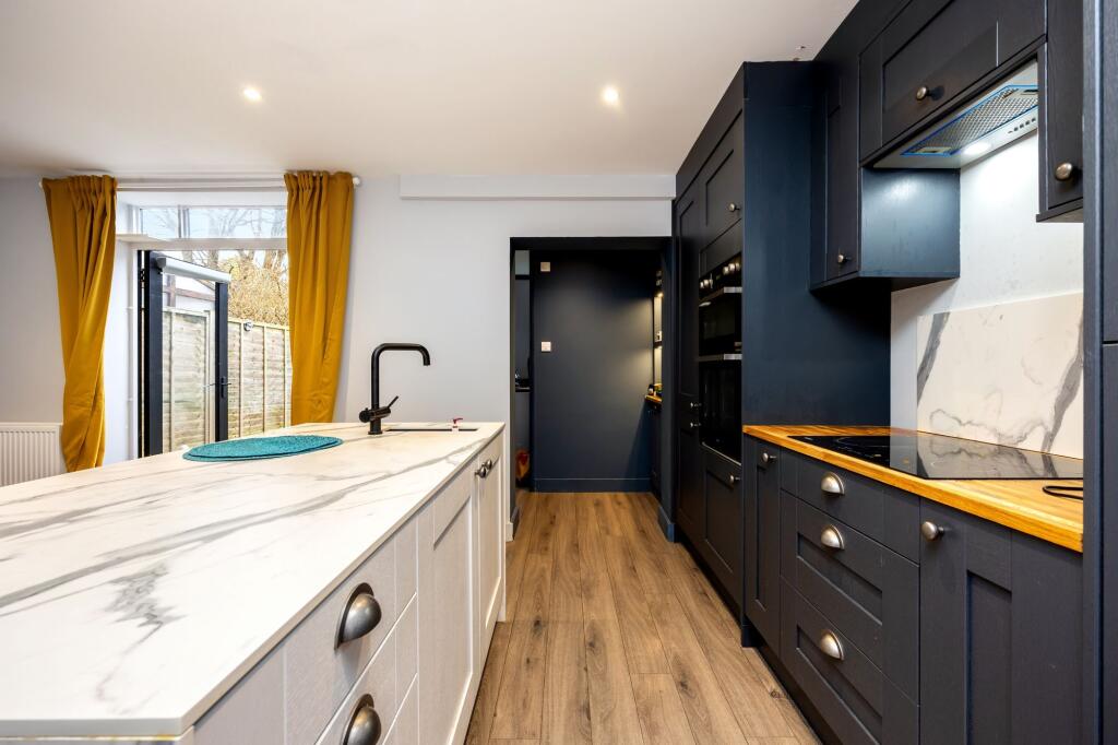 Main image of property: Victoria Road, Shoreham-By-Sea, BN43