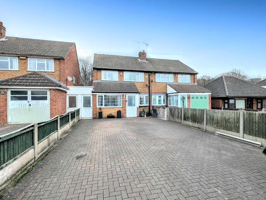 Main image of property: Watling Street, Dordon, Tamworth