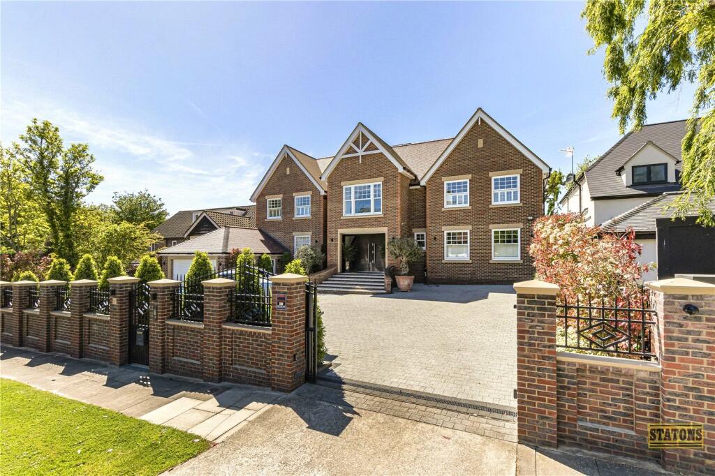 Main image of property: Beech Hill Avenue, Hadley Wood, EN4