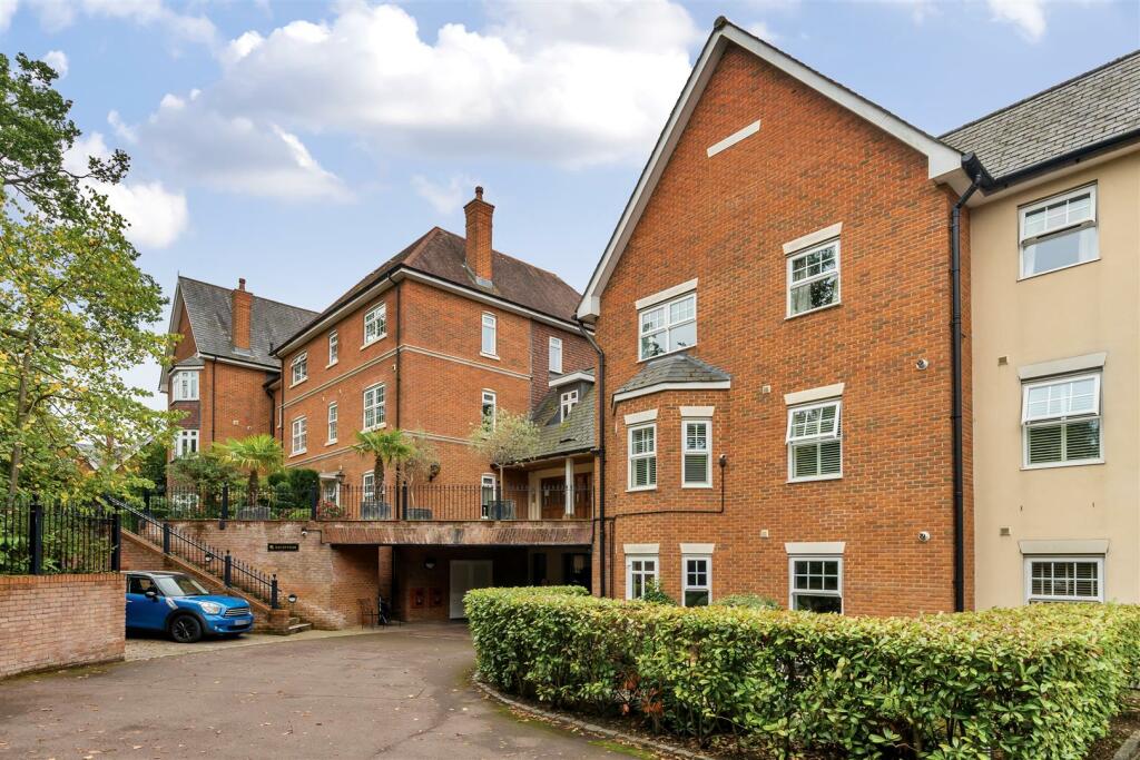 Main image of property: Imperial Court, Reading Road, Wokingham, Berkshire, RG41 1AB