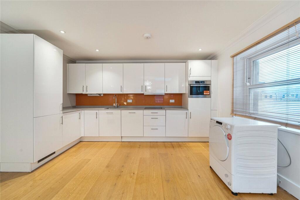 House in London - View 4