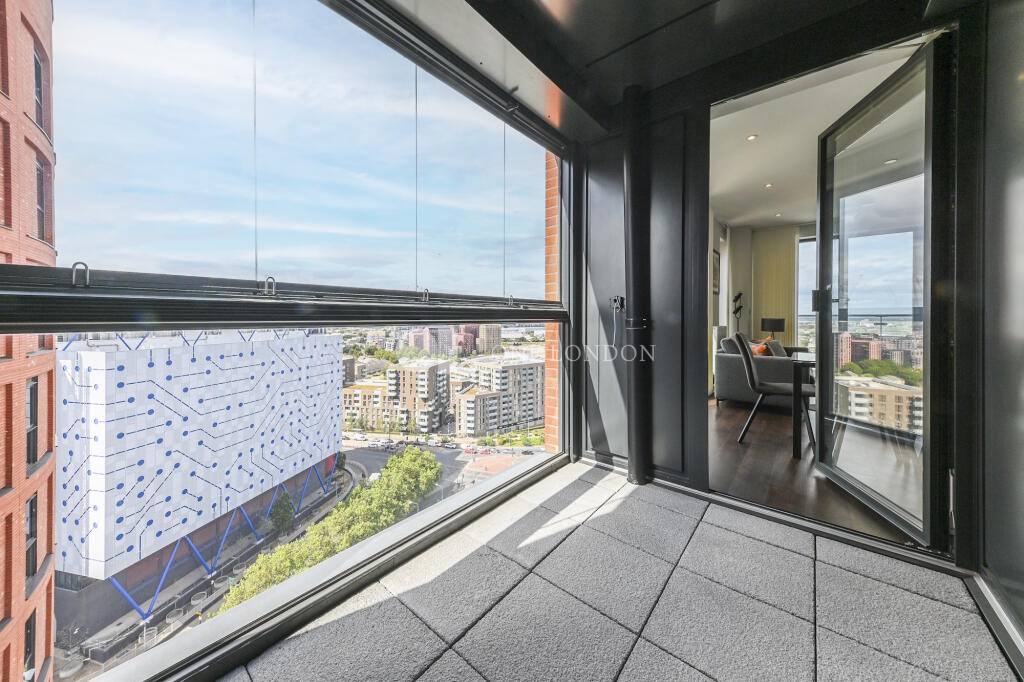 Apartment in London - View 3