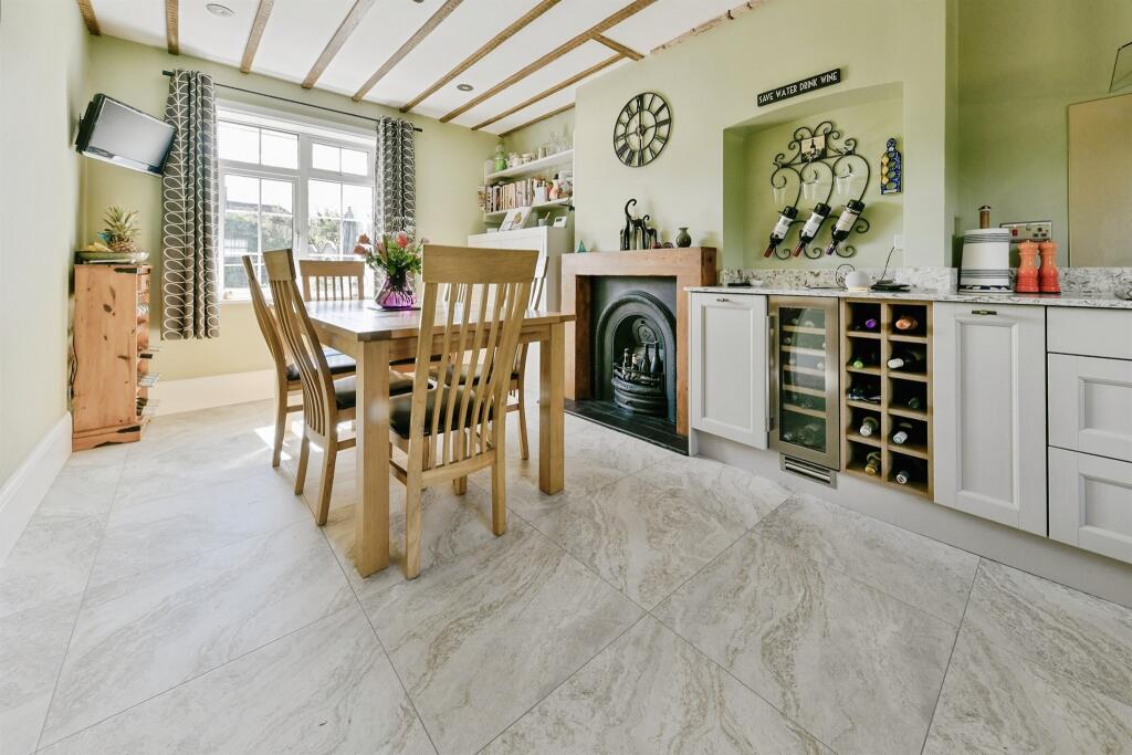 House in North Hertfordshire, St Ippolyts - View 4