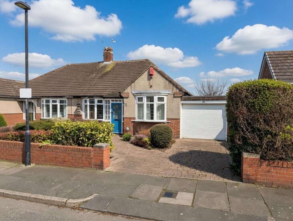 2-bed bungalow on Millview Drive, Tynemouth, £400,000