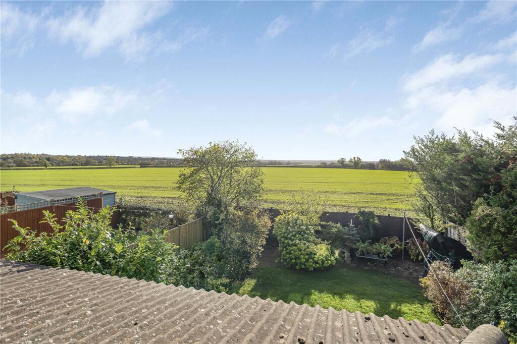 House in Northampton - View 3