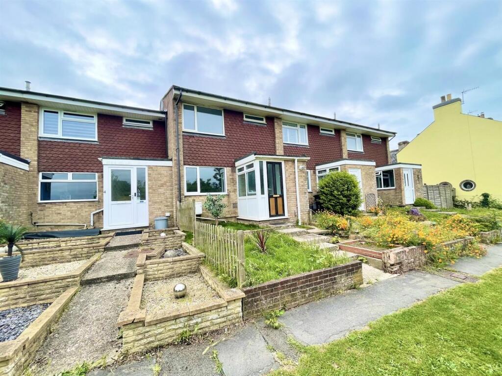 3-bed terraced on Firle Terrace, South Heighton, Newhaven, £299,950
