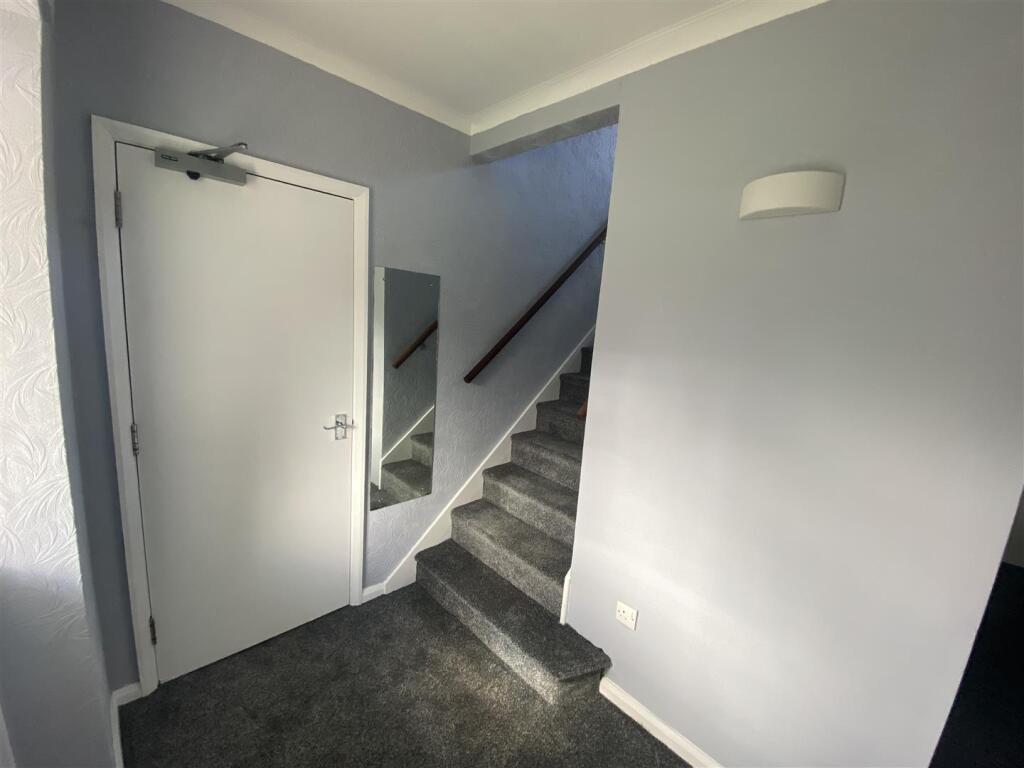 Additional image 10 of Roe Green Lane, Hatfield