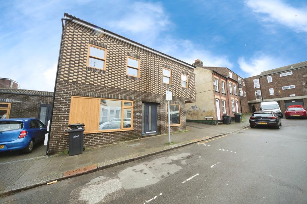 Main image of property: William Street, Luton