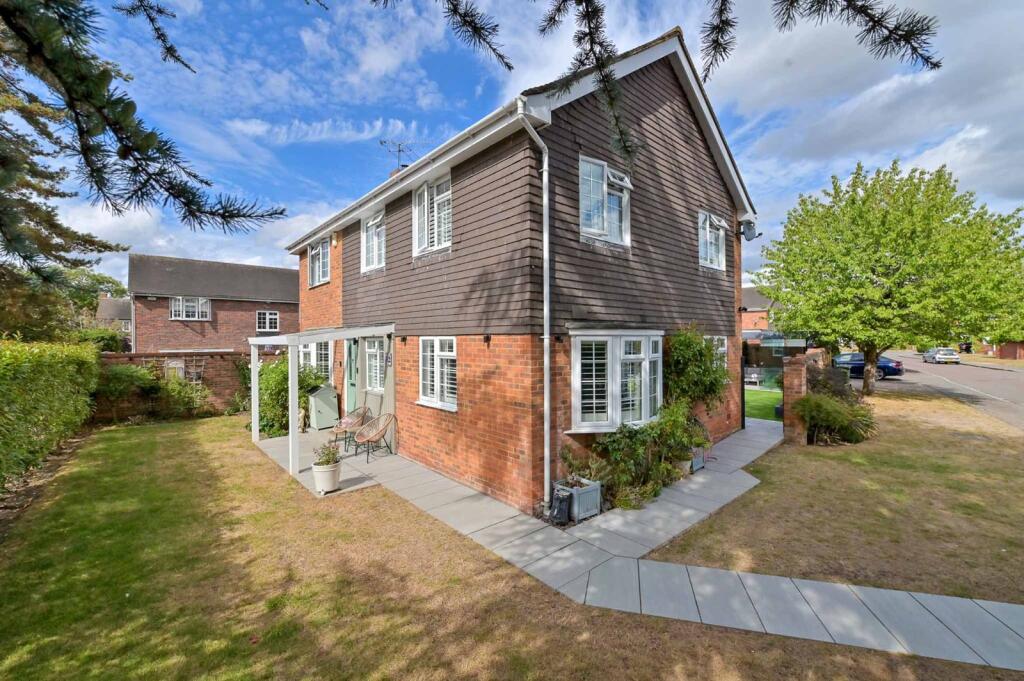 Main image of property: Hearne Drive, Holyport, Maidenhead, Windsor And, SL6