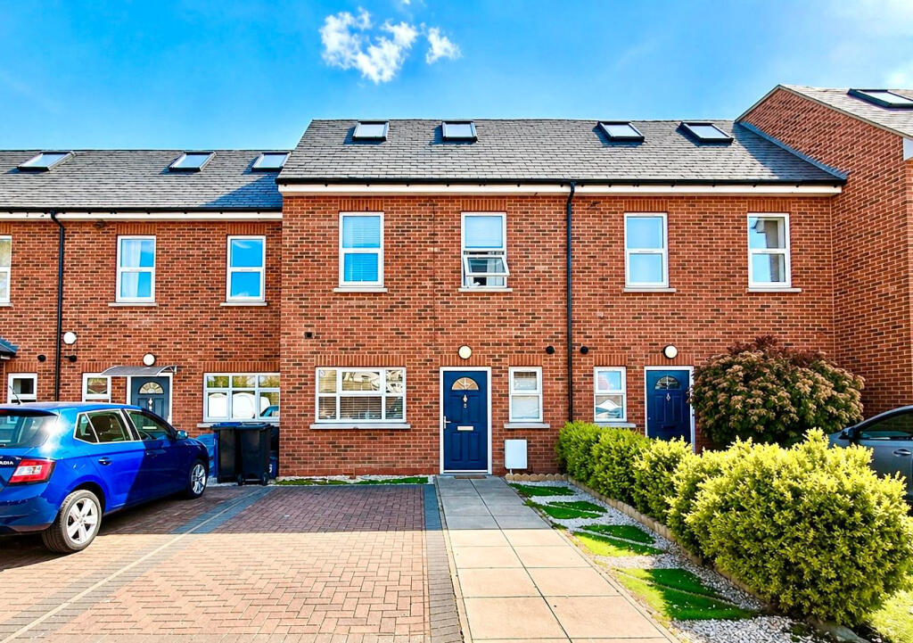 Main image of property: Langstone Mews,  Southall, UB1
