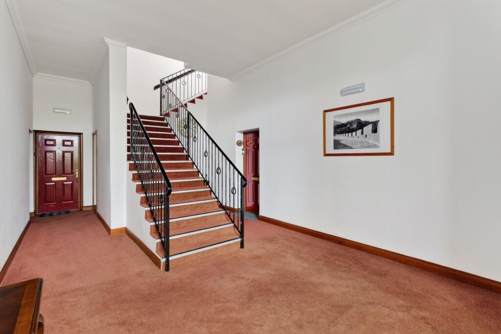 Apartment in Motherwell - More