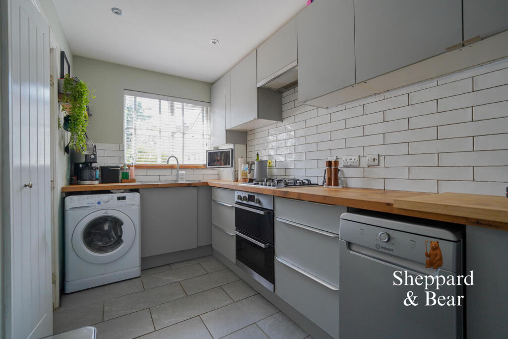 Salvia Close, St. Mellons, Cardiff photo 3