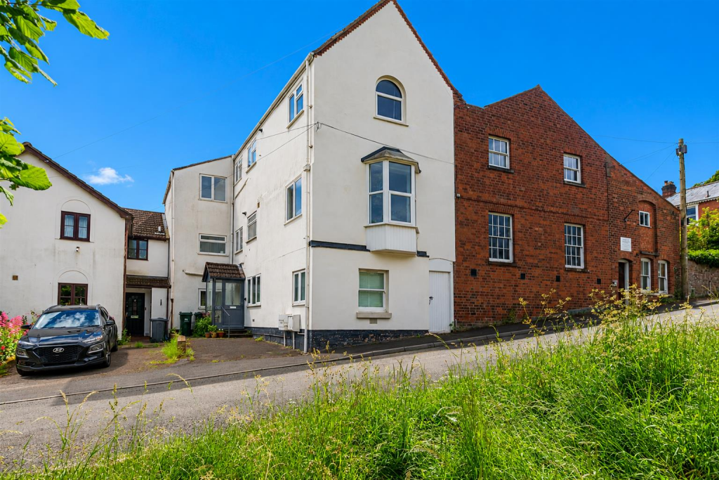 Main image of property: Bank Street, Malvern