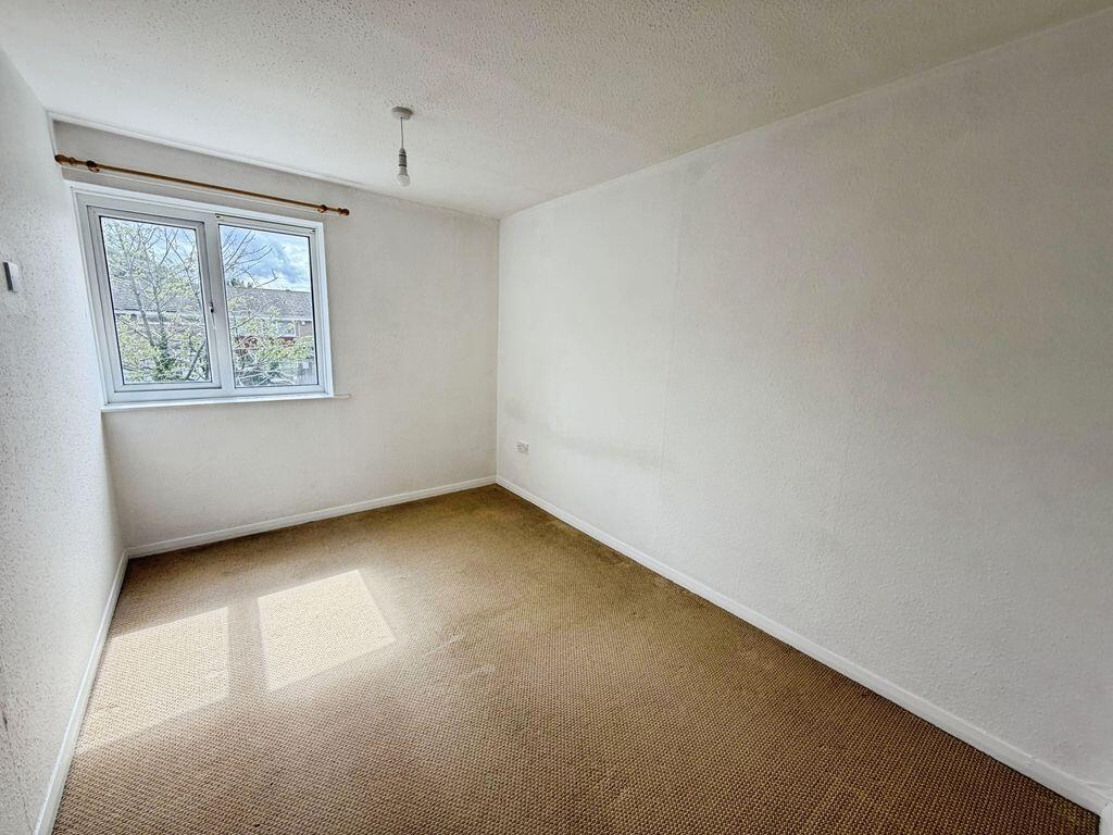 Apartment in North Tyneside, North East - More