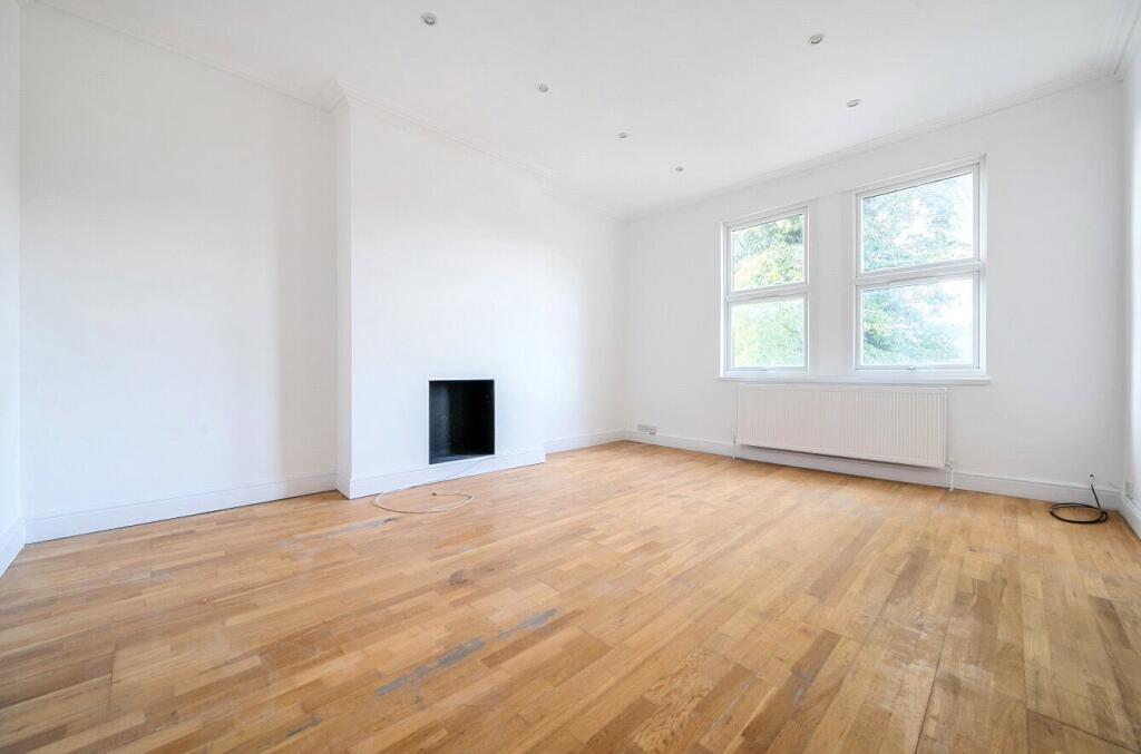 Main image of property: Cyprus Road, Finchley Central, London, N3