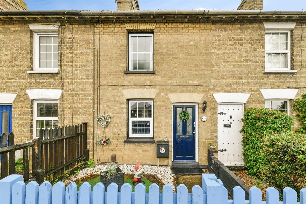 Main image of property: Baldock Road, Stotfold, Hitchin