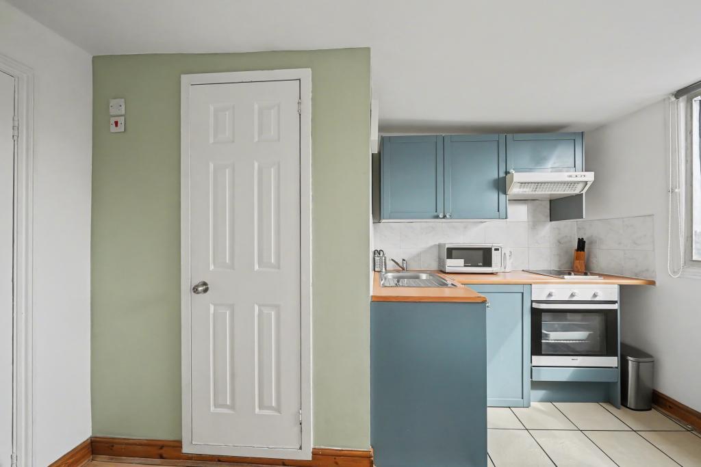 Studio flat for rent