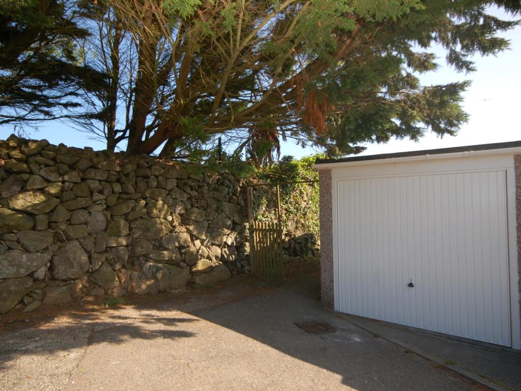 House in Truro - View 3