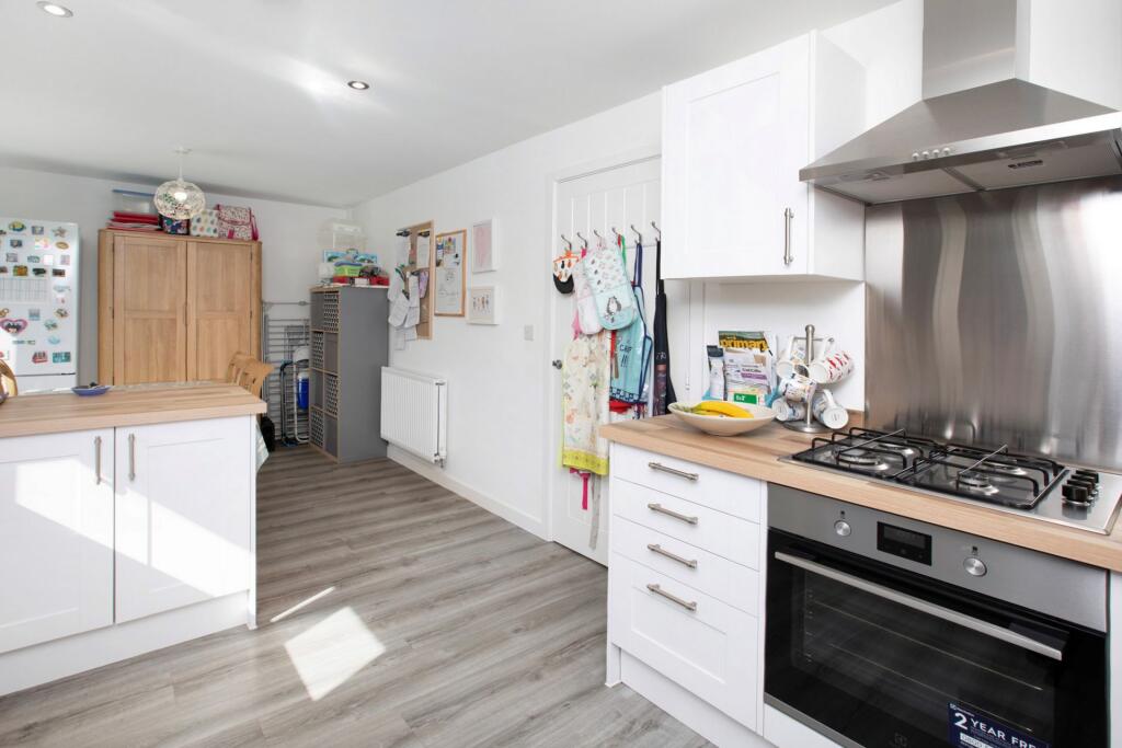 Trumpeter Place, Dawlish, EX7 photo 3
