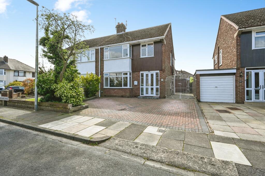 Main image of property: Glencourse Road, Widnes, Cheshire, WA8
