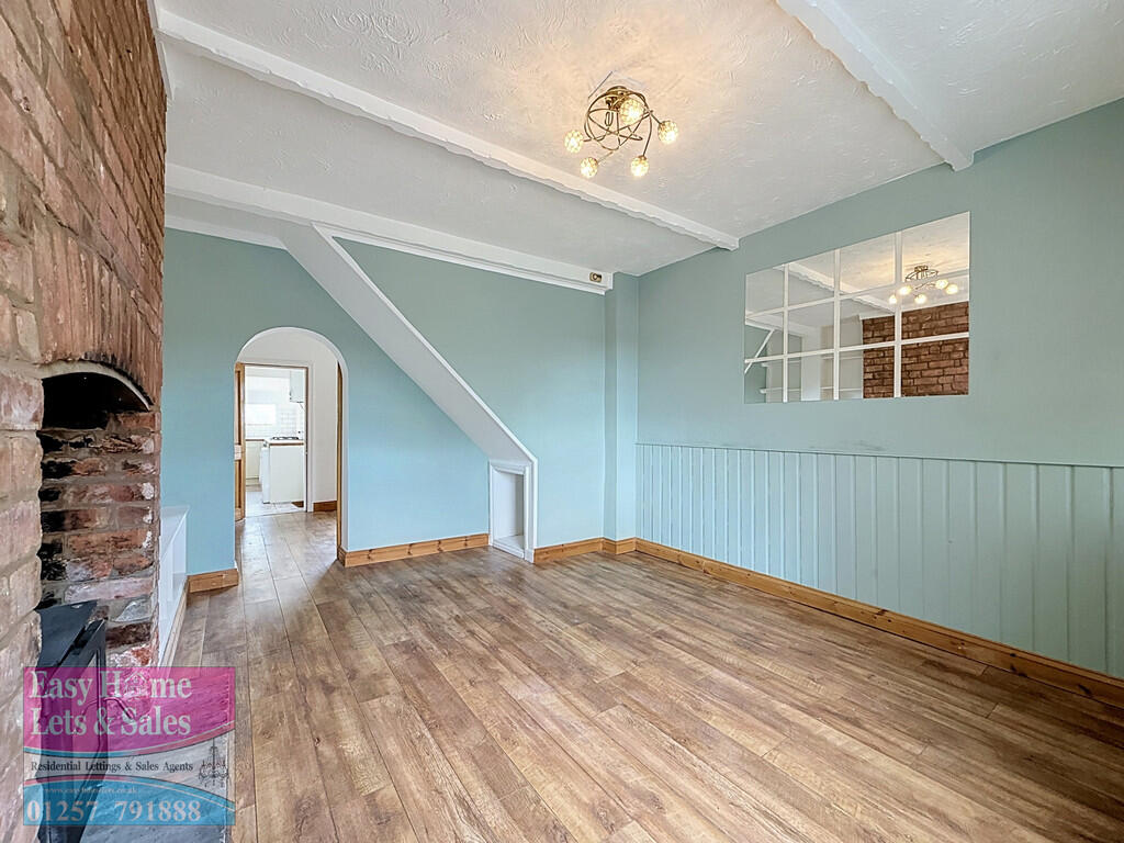 House in Chorley, Coppull - More