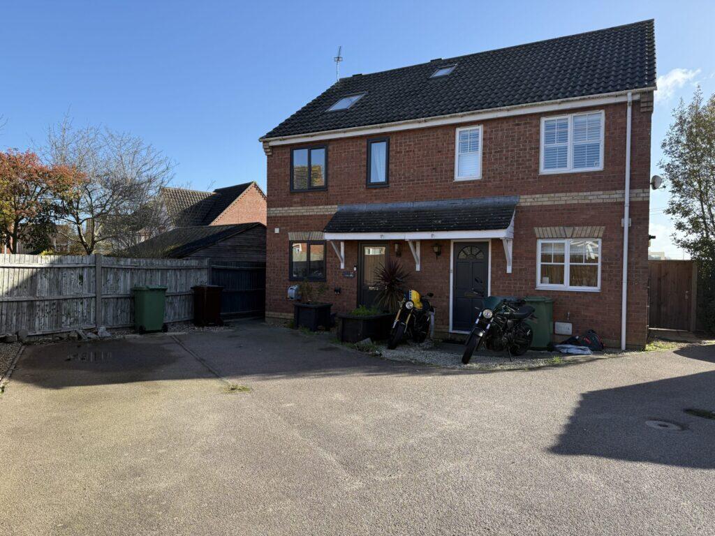Main image of property: Maidens Close, Norwich, NR7 0RS