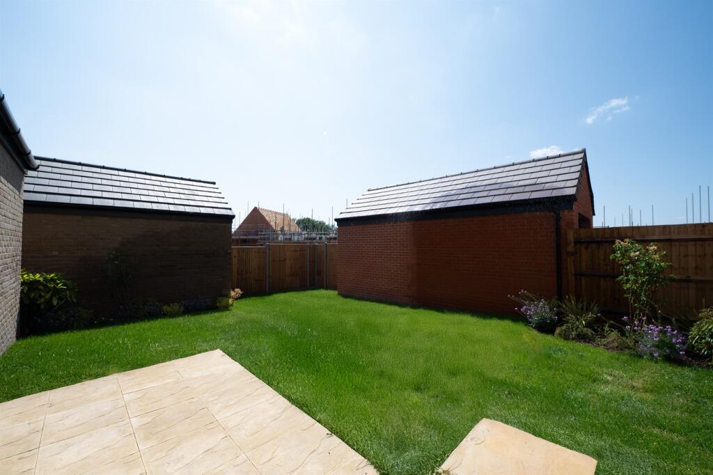 House in Romford - View 4