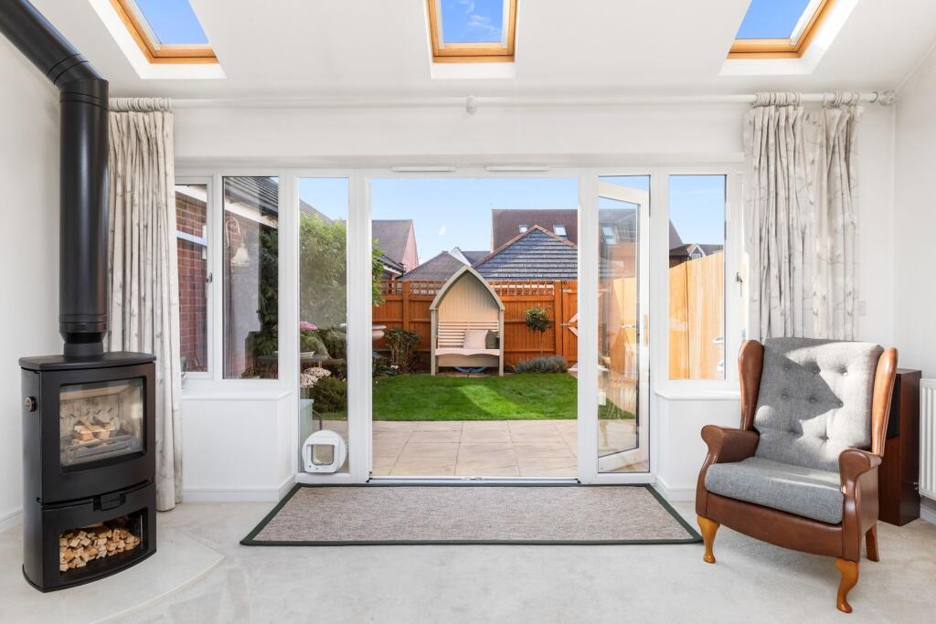 House in Redhill - View 3
