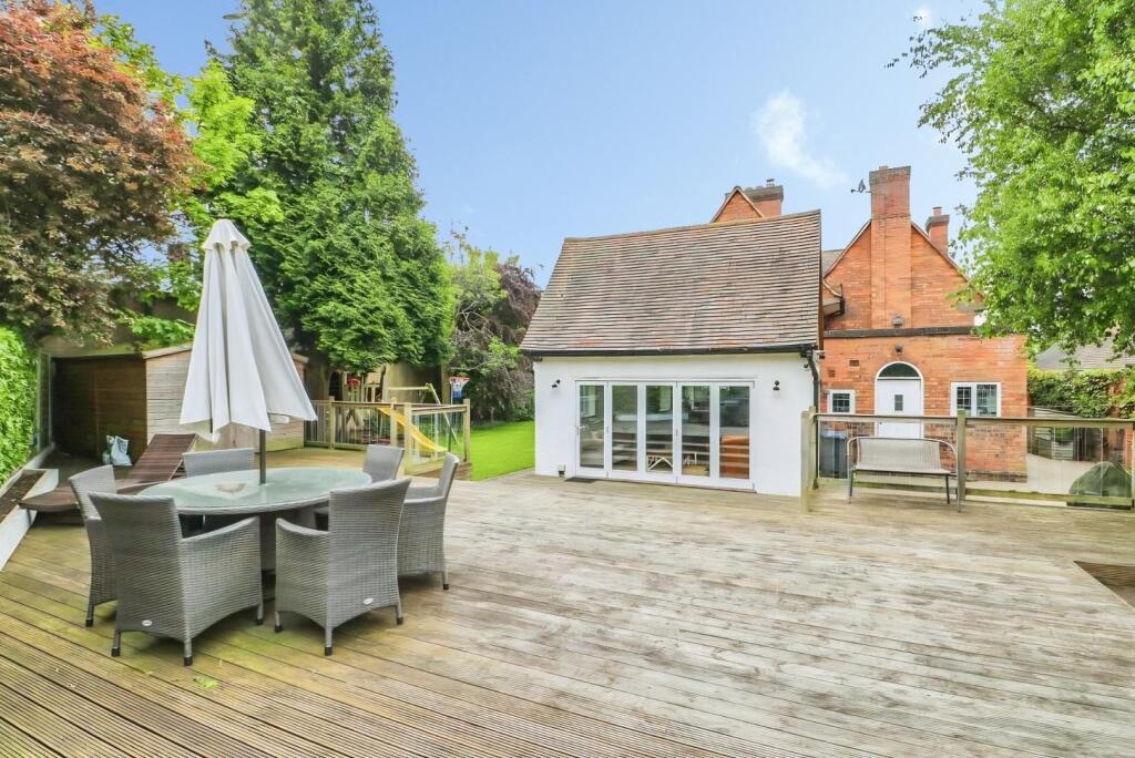 House in Sutton Coldfield, Driffold - View 2