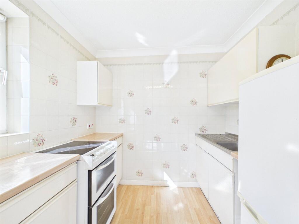Barrack Road, Christchurch, Dorset, BH23 photo 4