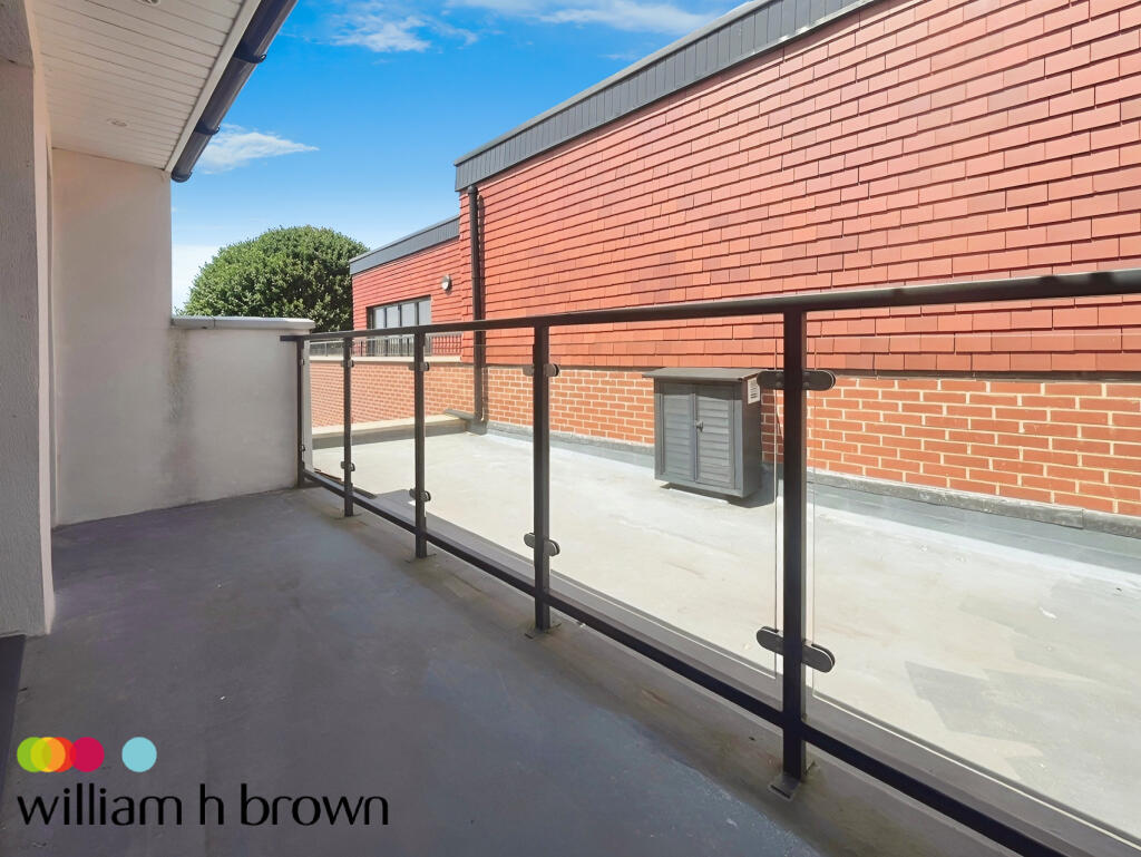 Main image of property: 164a London Road, Romford