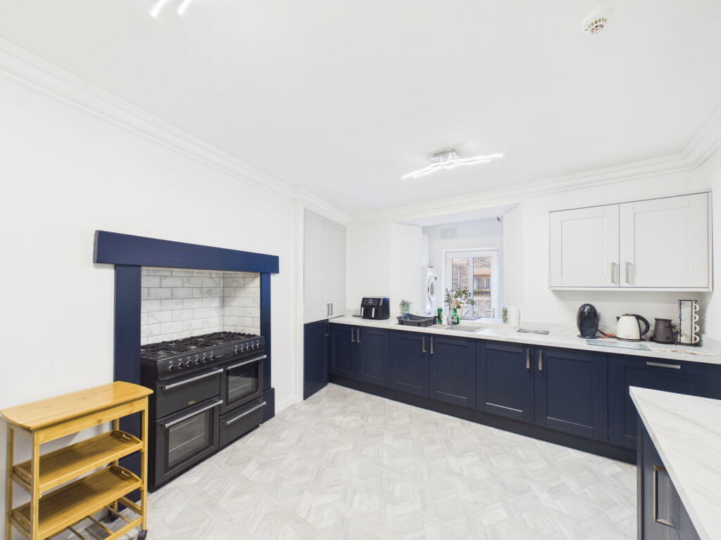 House in York - View 3