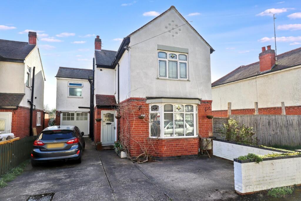 Main image of property: Merevale Avenue, Nuneaton, CV11 5LU
