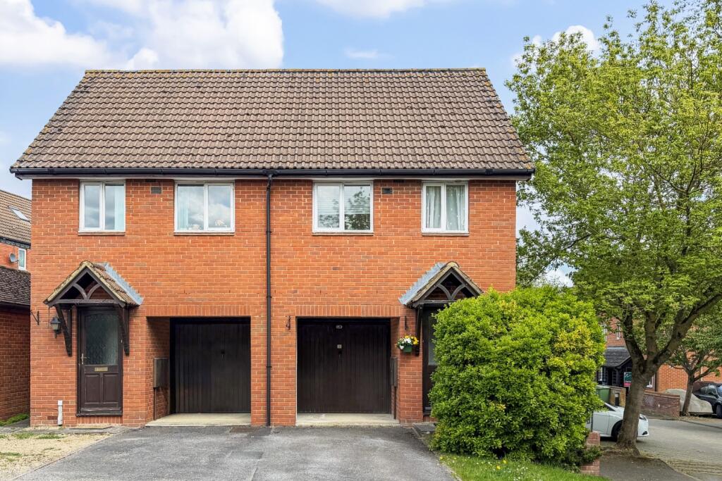 Main image of property: Moir Court, Wantage