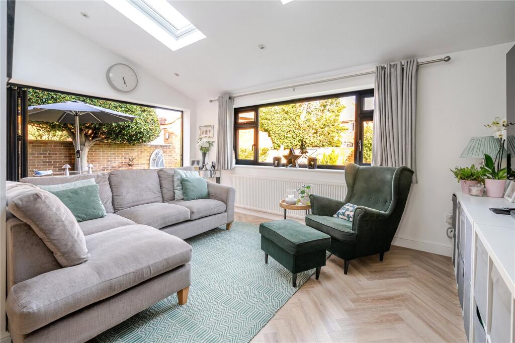 House in Kingston upon Thames - View 5