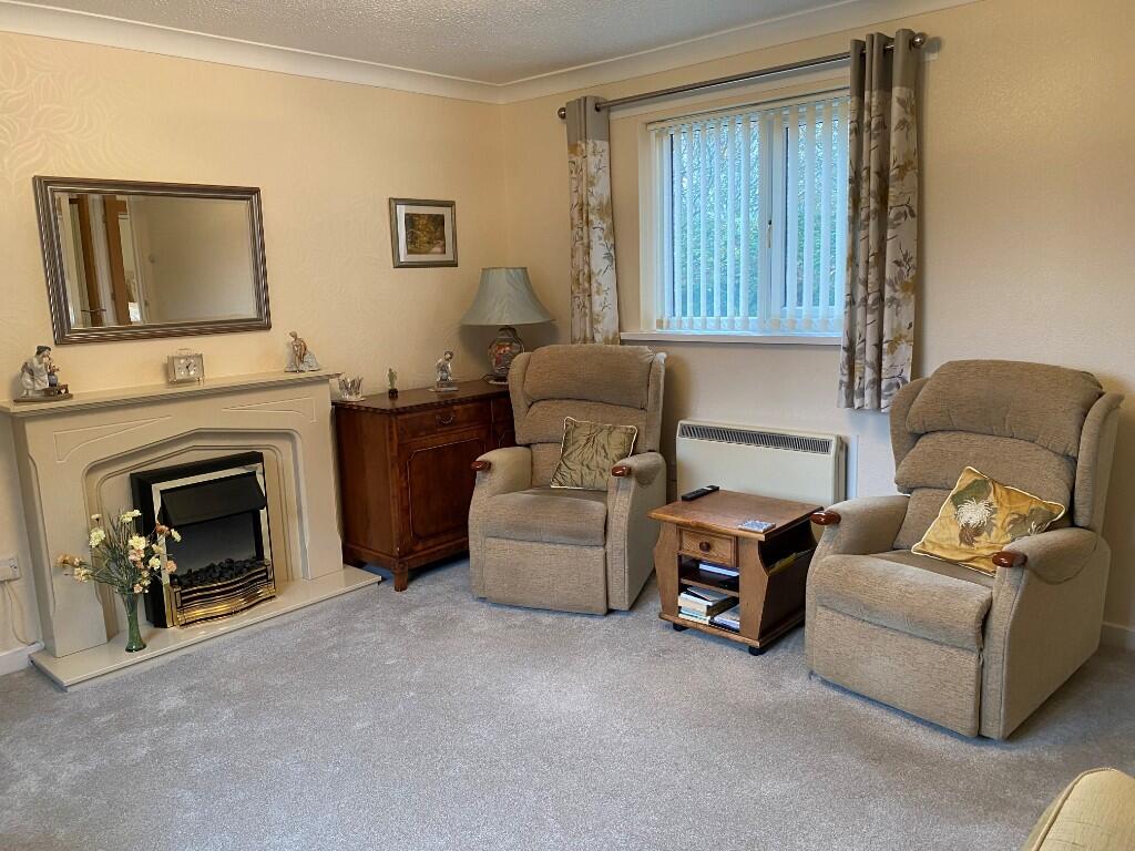 Kings Court, Leyland, Lancashire, PR25 photo 3