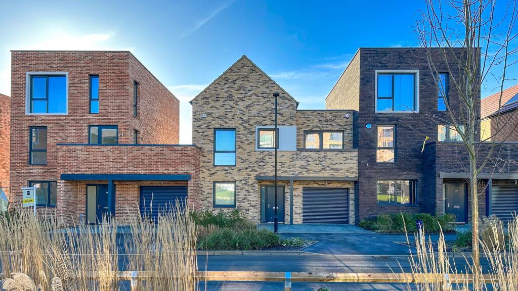 Main image of property: Lady White Crescent, Oxford, OX2